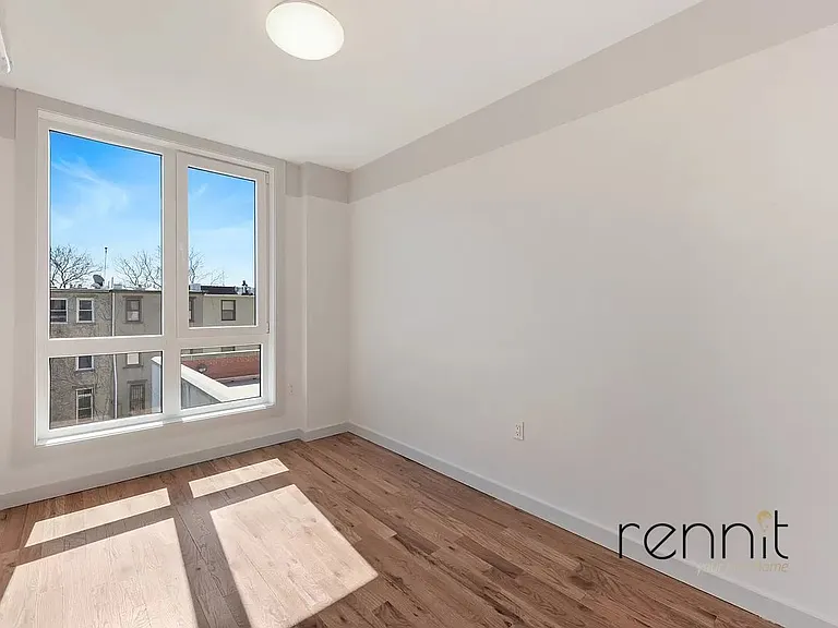 774 Lexington Ave #4B — Photo 10
