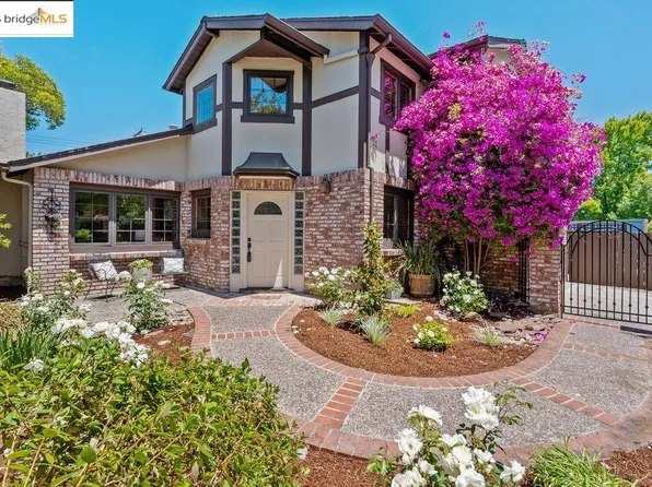2668 Washington Ave, Redwood City, CA 94061