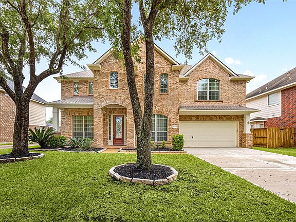3rd image of 21223 Granite Trail Ln