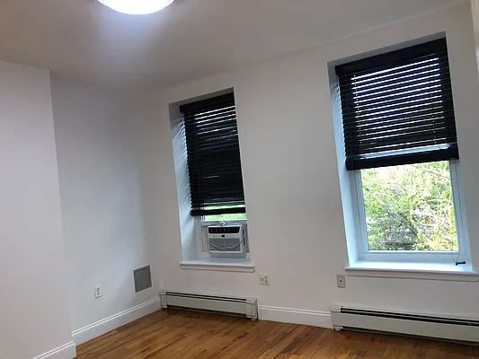 Rented by EXR | media 11