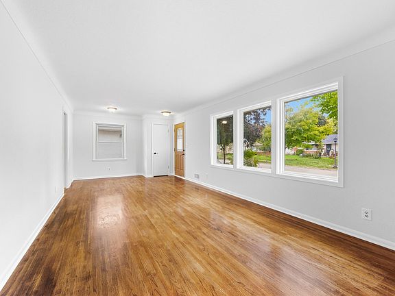 3rd image of 1567 Atlantic St