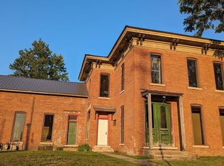 303 S Indiana St, Warsaw, IN 46580