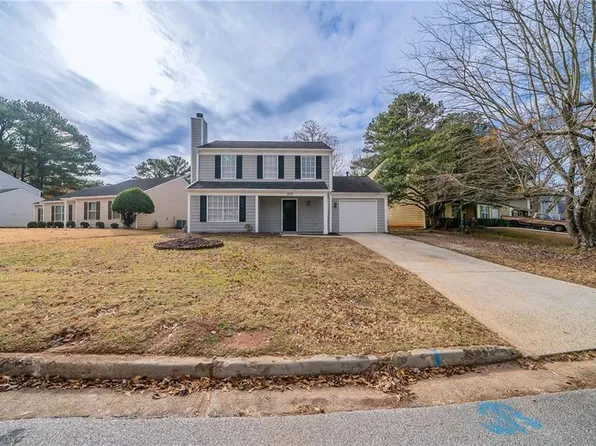 1275 Mill Lake Cir, Stone Mountain, GA 30088
