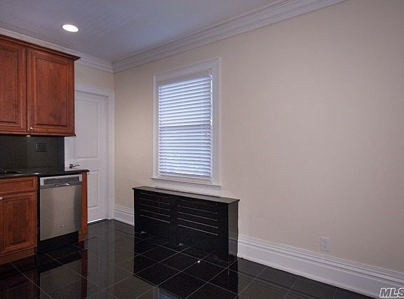 3rd image of 158 Fire Island Ave APT 5