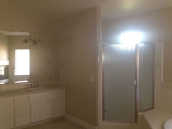 3rd image of 1346 Hillsboro Ave
