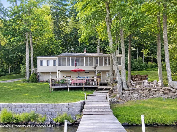 332 Chrisann Rd, Montrose, PA 18801