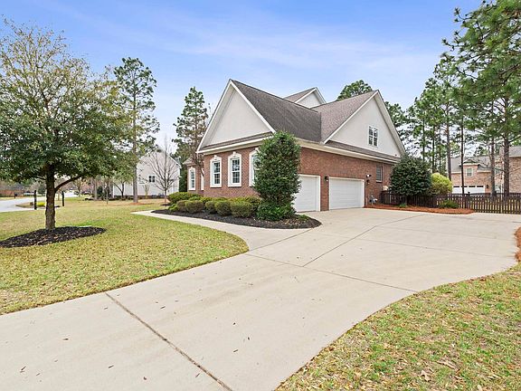 3rd image of 237 Peninsula Way