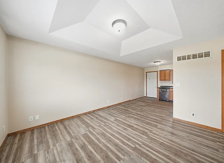 1907 W Apricot Ln — Photo 6