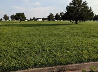 1 Cimarron Mnr #40, Guthrie, OK 73044