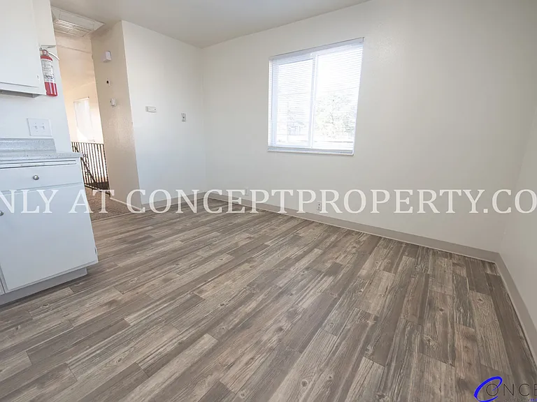 6660 S 1300 W — Photo 18