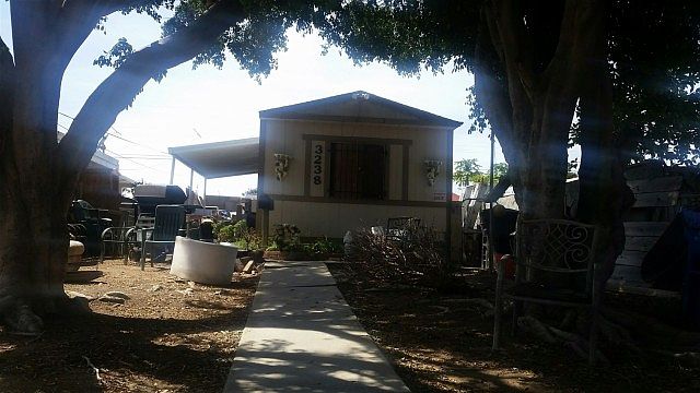 1st image of 3238 Marlborough Ave