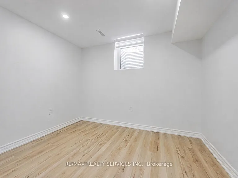 42 Northampton St #BASEMENT — Photo 11