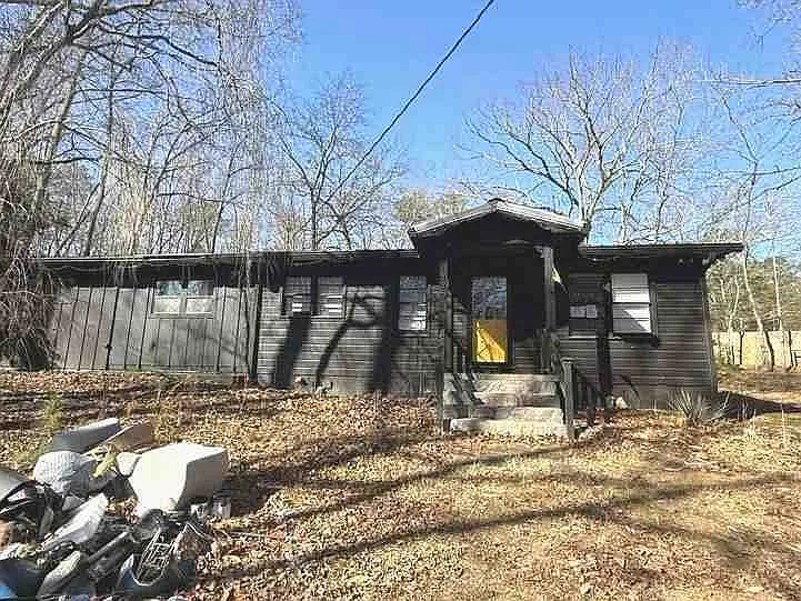 3175 Wallace Lake Rd photo 1
