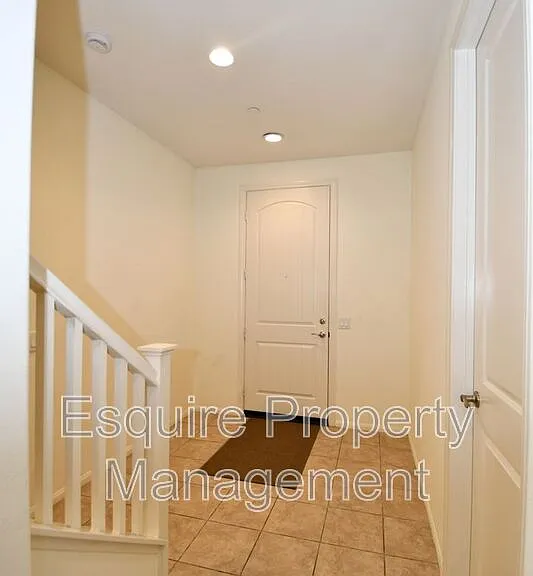433 Castiano St — Photo 8