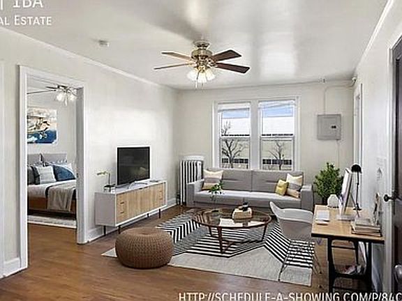 3rd image of 1760 N Pearl St #16
