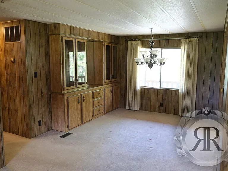 11605 Stump Rd — Photo 5