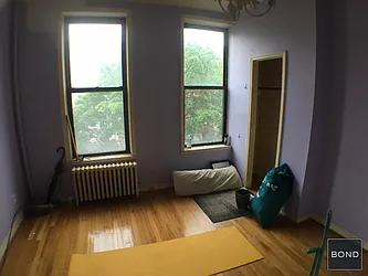 Rented by Bond New York