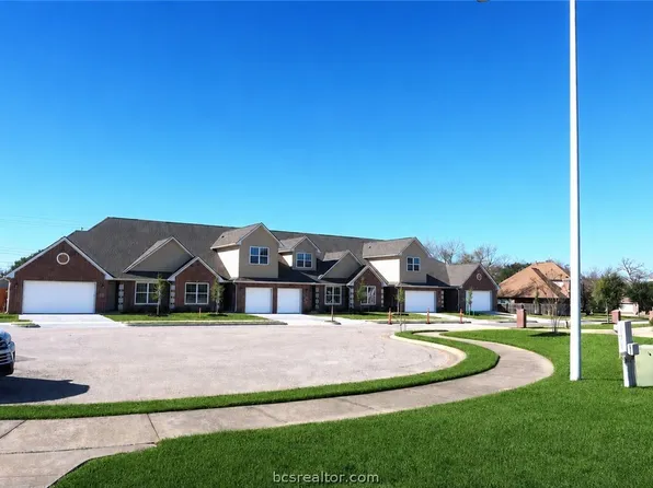 2000 Reagan Ct, Bryan, TX 77802