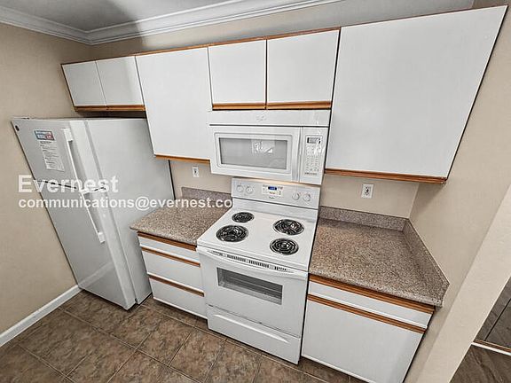 3rd image of 3173 Wayside Plz APT 205