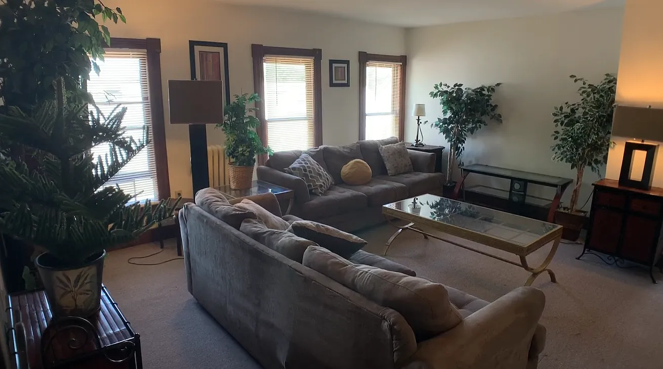 207 Williams Street - 2 — Photo 3
