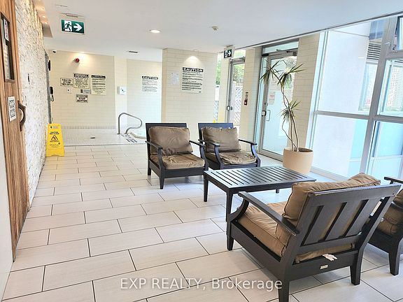 4th image of 225 Webb Dr #2801