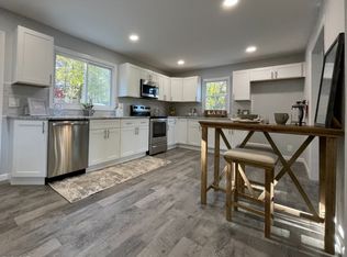 108 Bishops Rock Rd, Hopatcong, NJ 07843