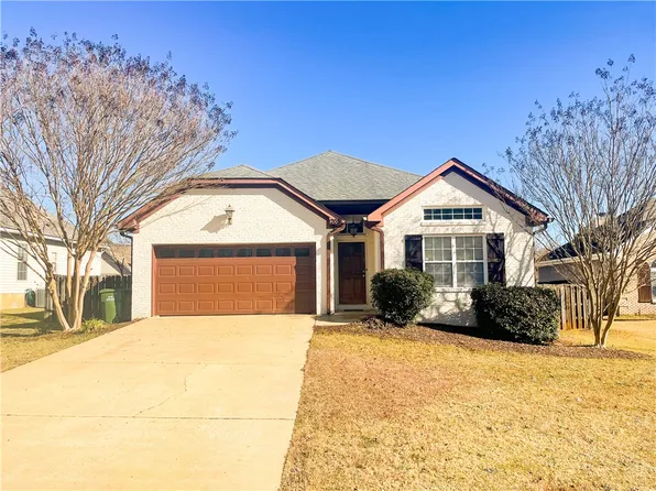 1205 Lizlin St, Opelika, AL 36801