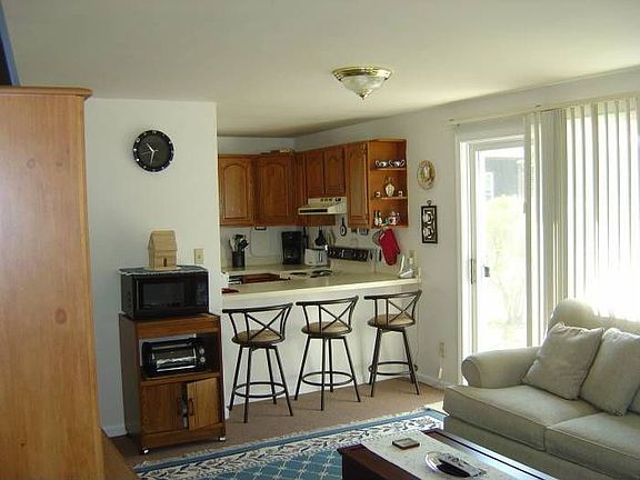 3rd image of 66-B Continental Dr