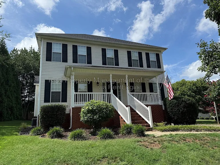 2740 Bridgeport Dr — Photo 23