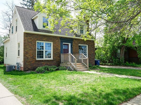 2nd image of 613 FLORAL AVENUE