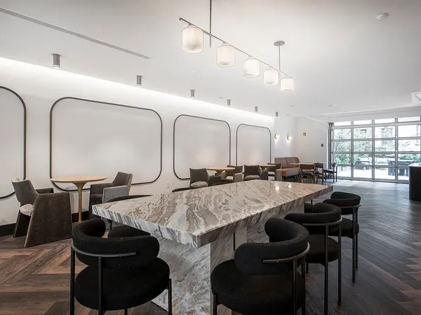 260 West 26th Street image 18 of 27