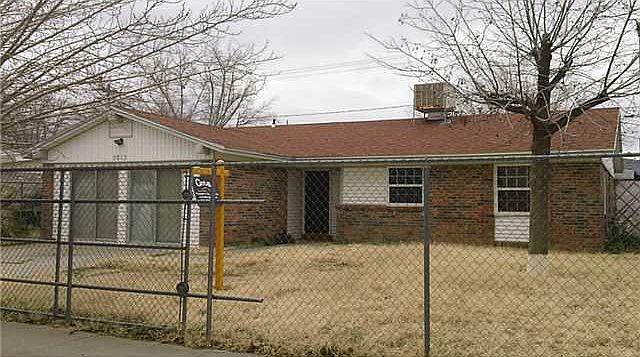 1st image of 5813 Laramie Cir