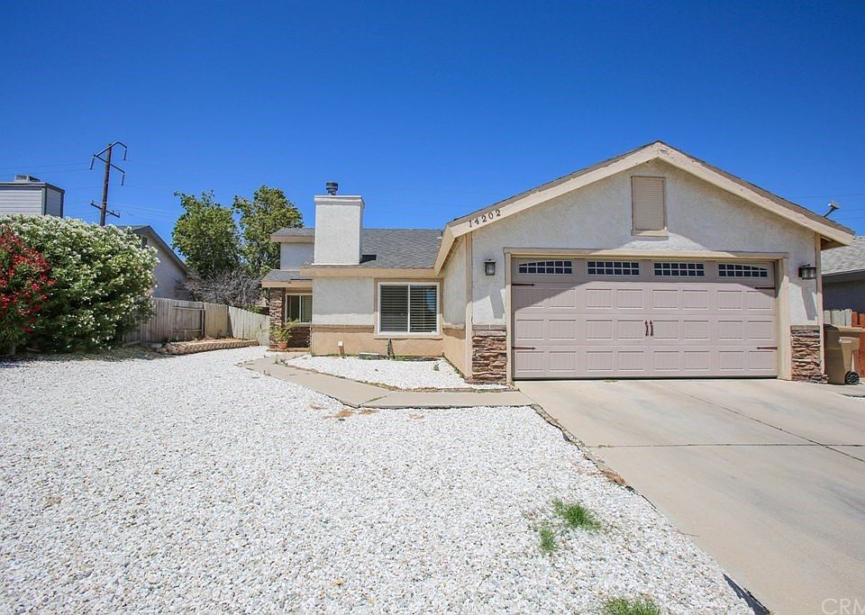 1st image of 14202 Rosewood Dr