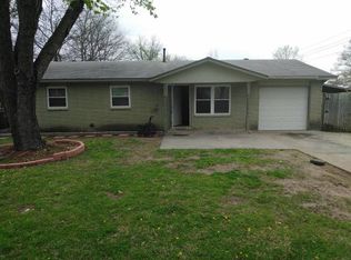 16104 E 2nd St S, Tulsa, OK 74108