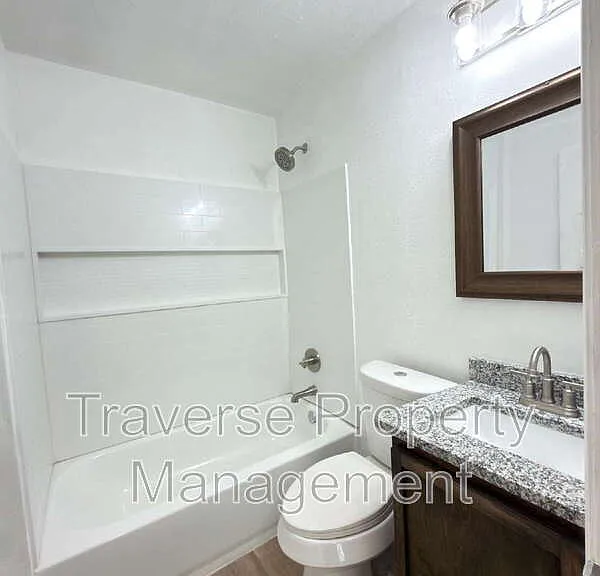 1804 Andrew Ave — Photo 13