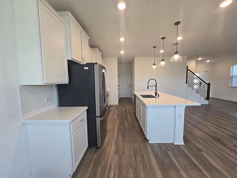 2913 Saint Regis Dr — Photo 8