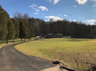 3875 Fishers Branch Rd, Charleston, WV 25312