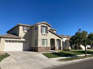 1351 Cliff Swallow Dr, Patterson, CA 95363