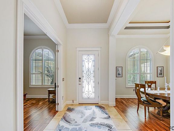 3rd image of 660 Southlake Dr