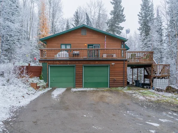 1234 Trianon Dr, Fairbanks, AK 99712