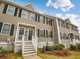 40 N Main St APT 3, Natick, MA 01760