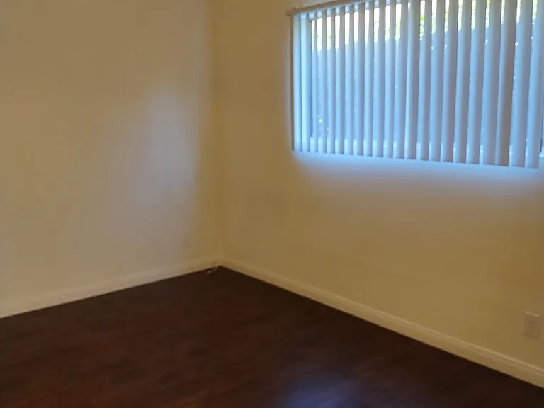 4604 Cahuenga Blvd #6 — Photo 8