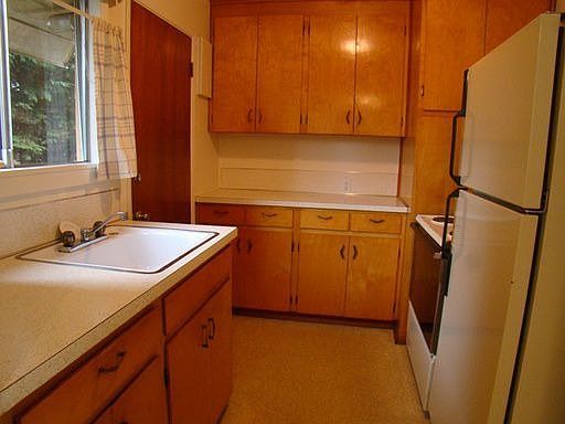 4th image of 1543 NW 63rd St #B