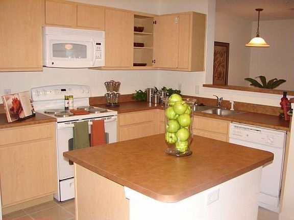 Kitchen with Island!
