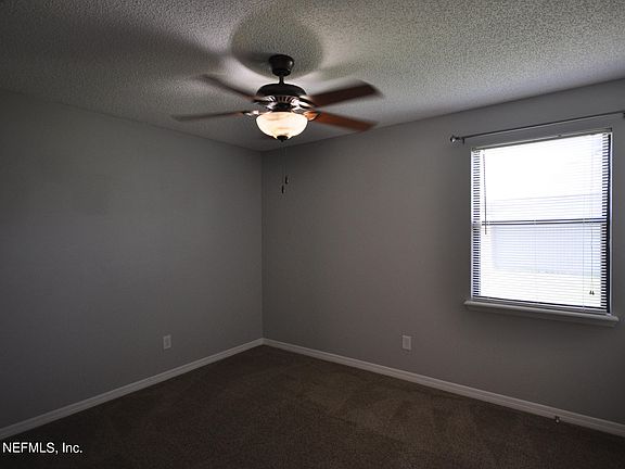 5th image of 7986 Lavender Ln