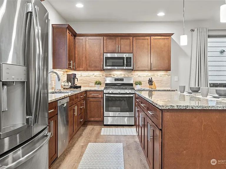22604 SE 284th Ct — Photo 15