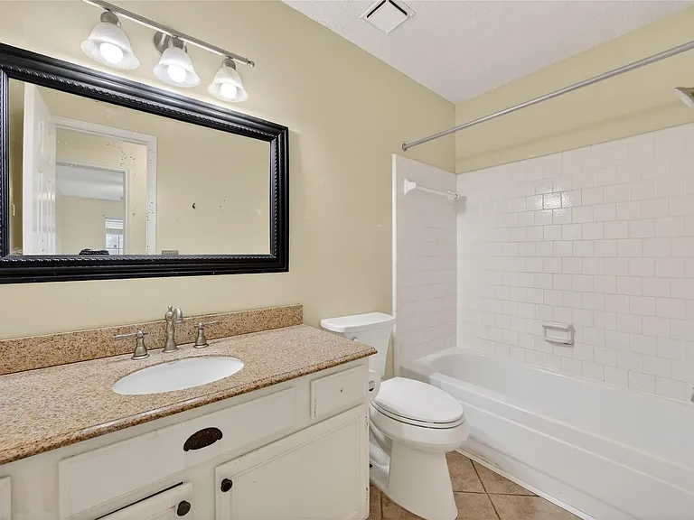 1035 Cascade Creek Dr — Photo 32