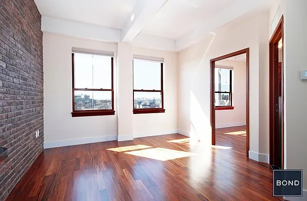 Rented by Bond New York | media 22