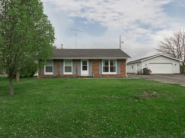 11684 Brookshire Dr, Temperance, MI 48182