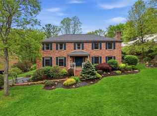 164 Pleasantview Dr, McMurray, PA 15317